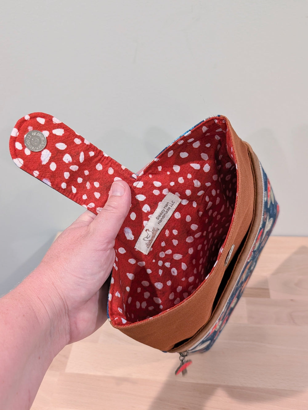 Mushroom Book/Tablet/eReader Sleeve with Zip Pocket