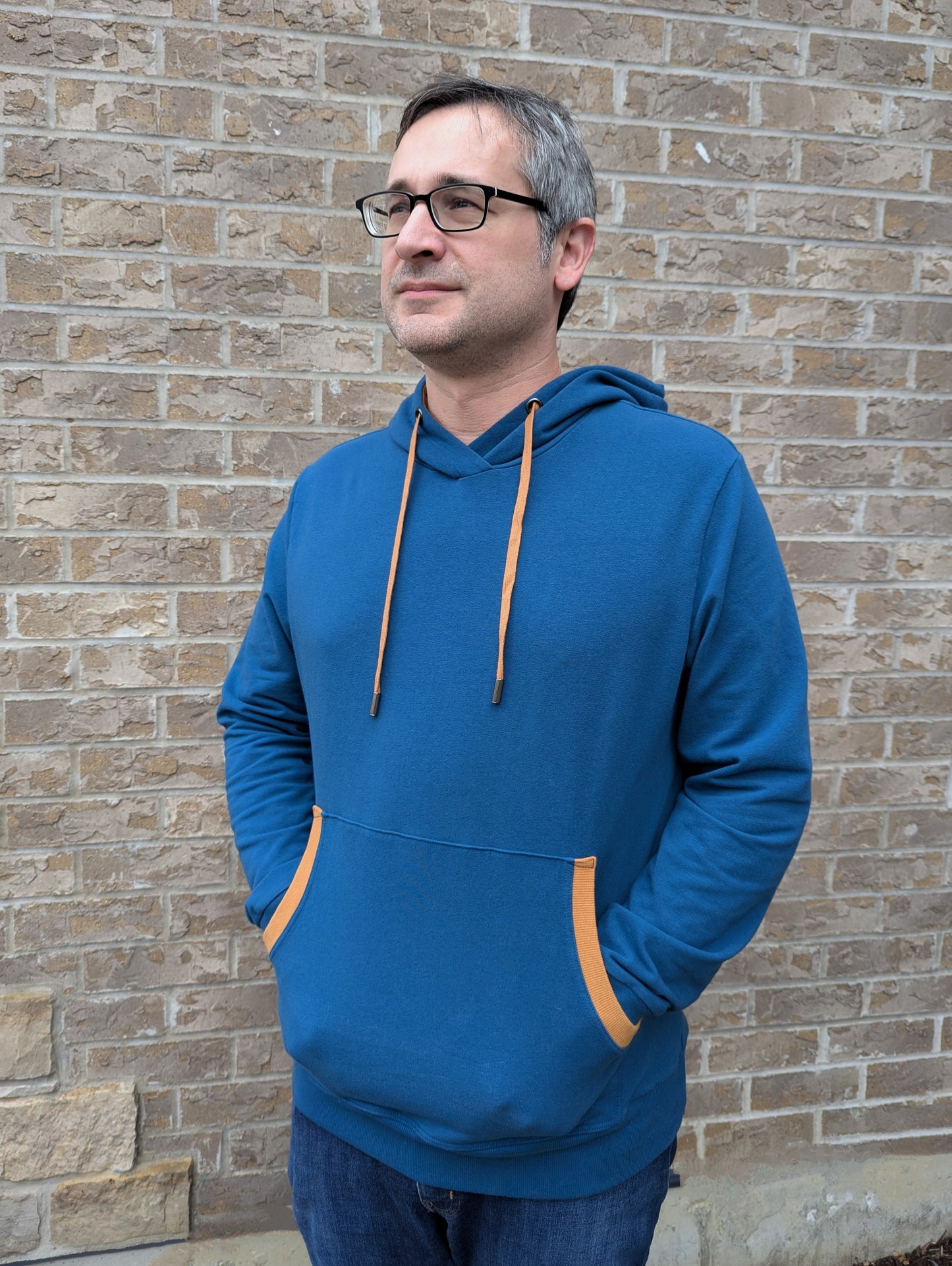 CUSTOM Hoodie Sweater - Straight Fit